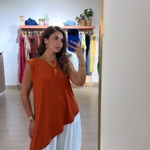 camiseta asimetrica