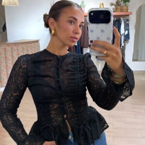 blusa encajes
